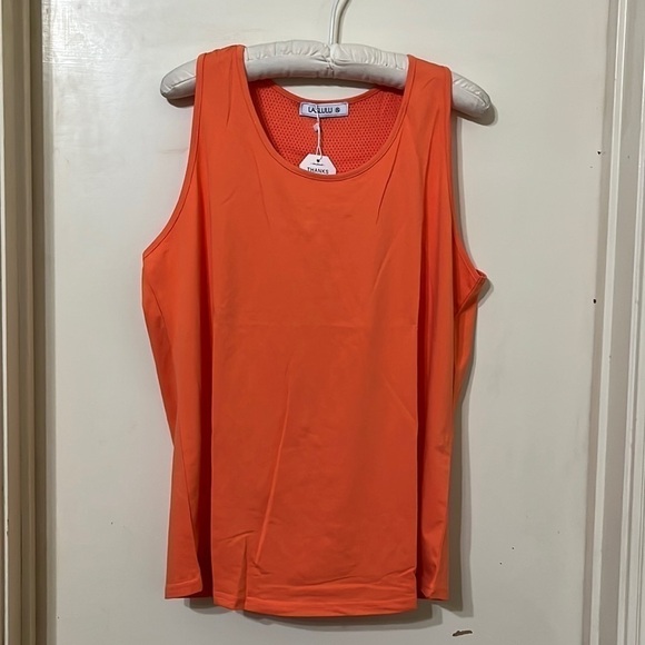 laslulu Tops - NWT Tank top size XL Laslulu